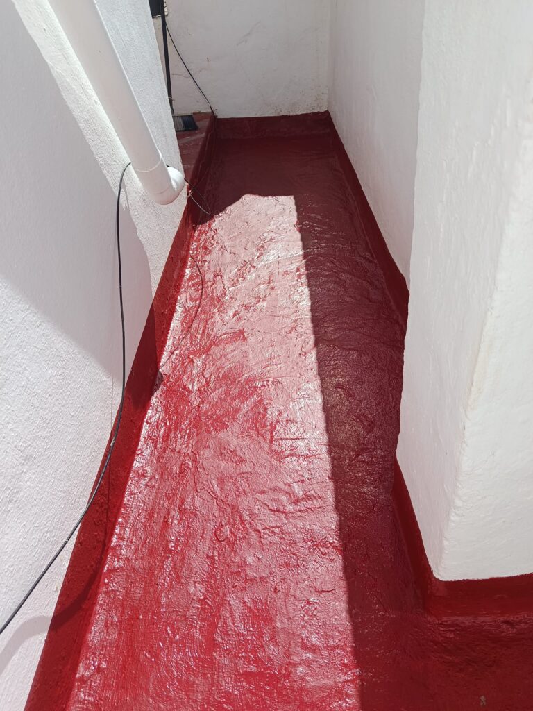  impermeabilización de azotea en Rota, Cádiz - elhispanoreformasintegrales.com 