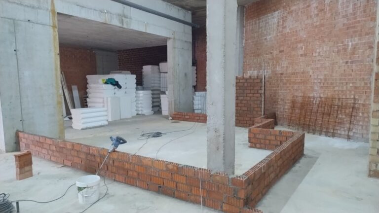 Construcción de una clínica en Sevilla - Tomares - elhispanoreformasintegrales.com
